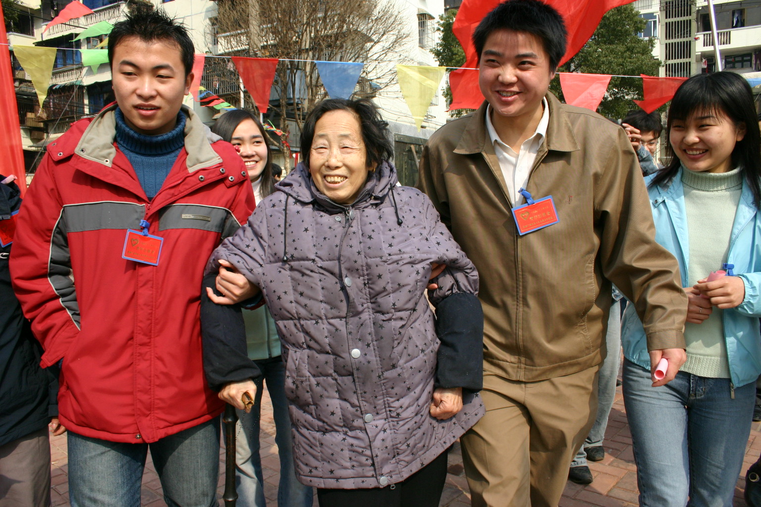 一站式解决老百姓买药问题：长沙康多多医药代购打造专属健康平台
