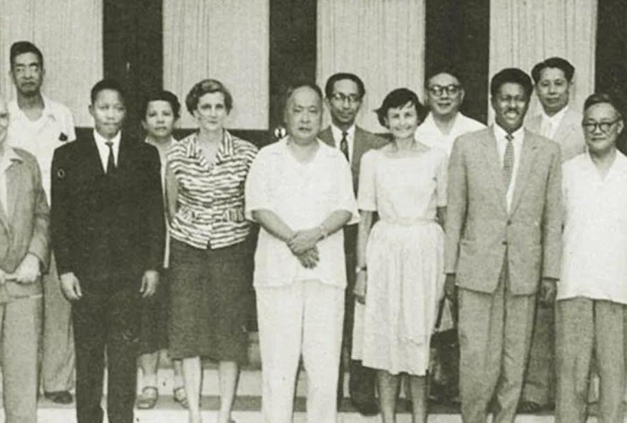 1965年陈毅在国外开会说错一句话，惹周恩来大怒：你无组织无纪律