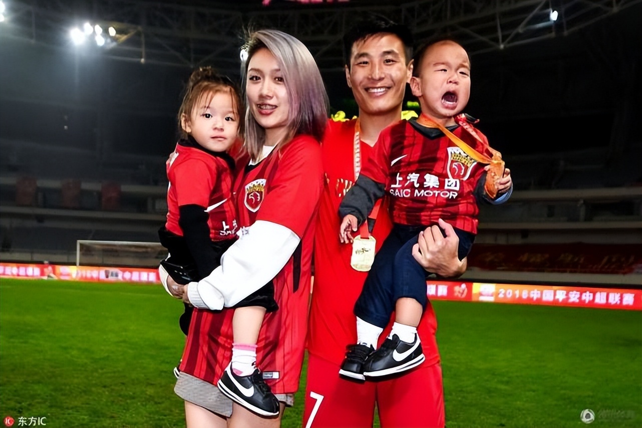 武磊最新冲突,武磊与梅西的故事