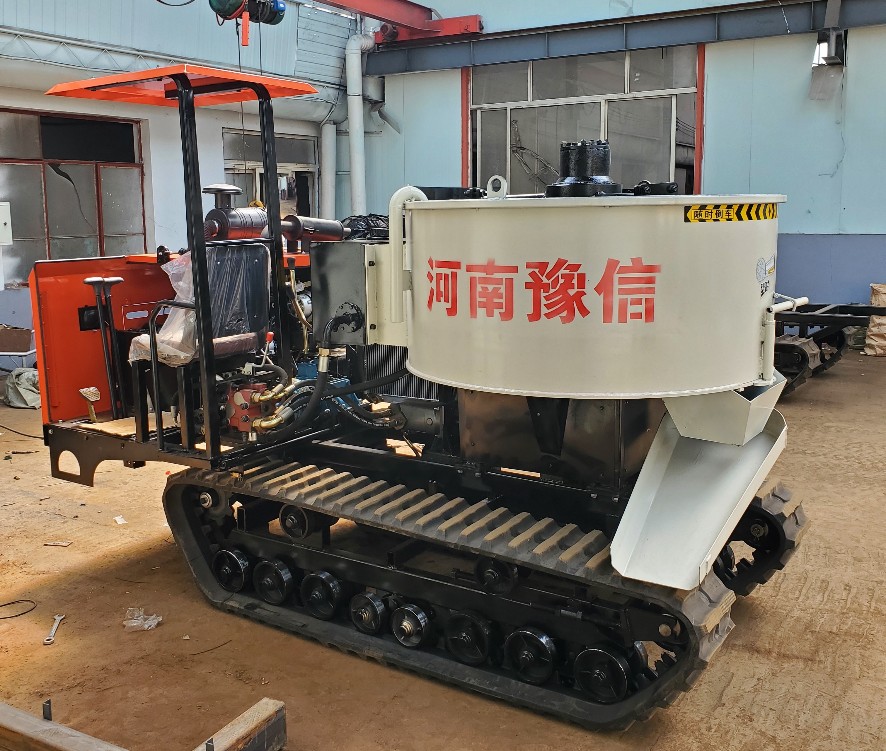 干硬性混凝土用什么搅拌机,干硬混凝土搅拌机