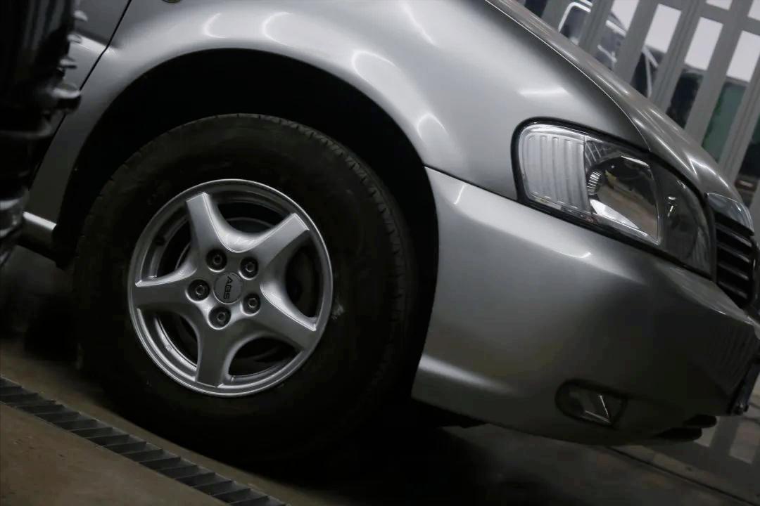 12款经典gl8车身翻新,怪兽修车老车翻新