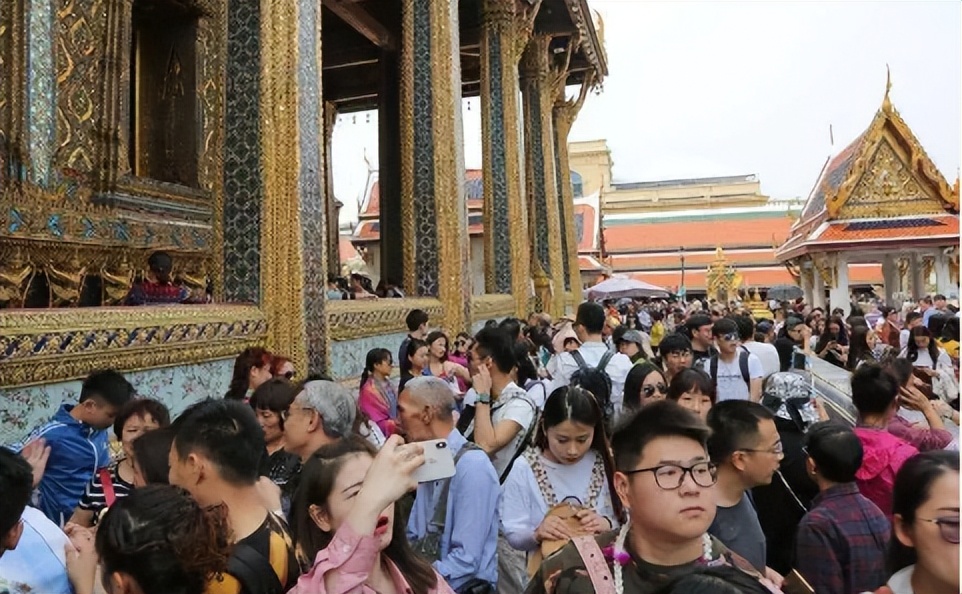 五一的泰国机场,泰国旅游现状机场空无一人