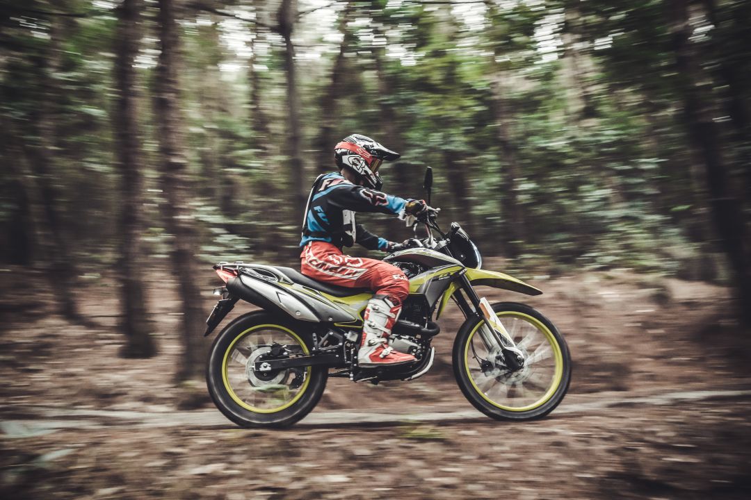 宗申飞狐改前减震,宗申沙漠飞狐200越野测试