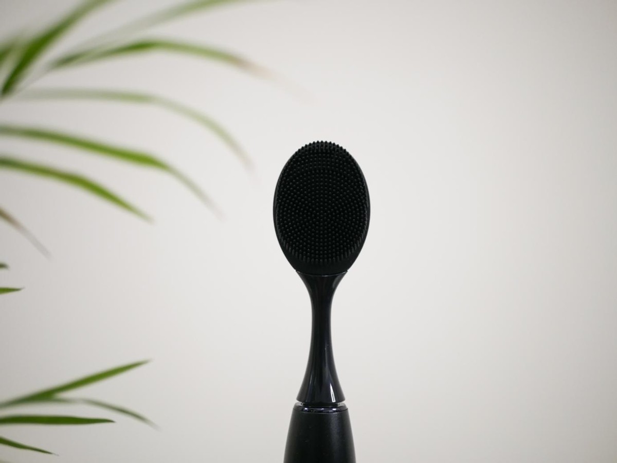 usmile电动牙刷和飞利浦电动牙刷,华为电动牙刷和飞利浦电动牙刷