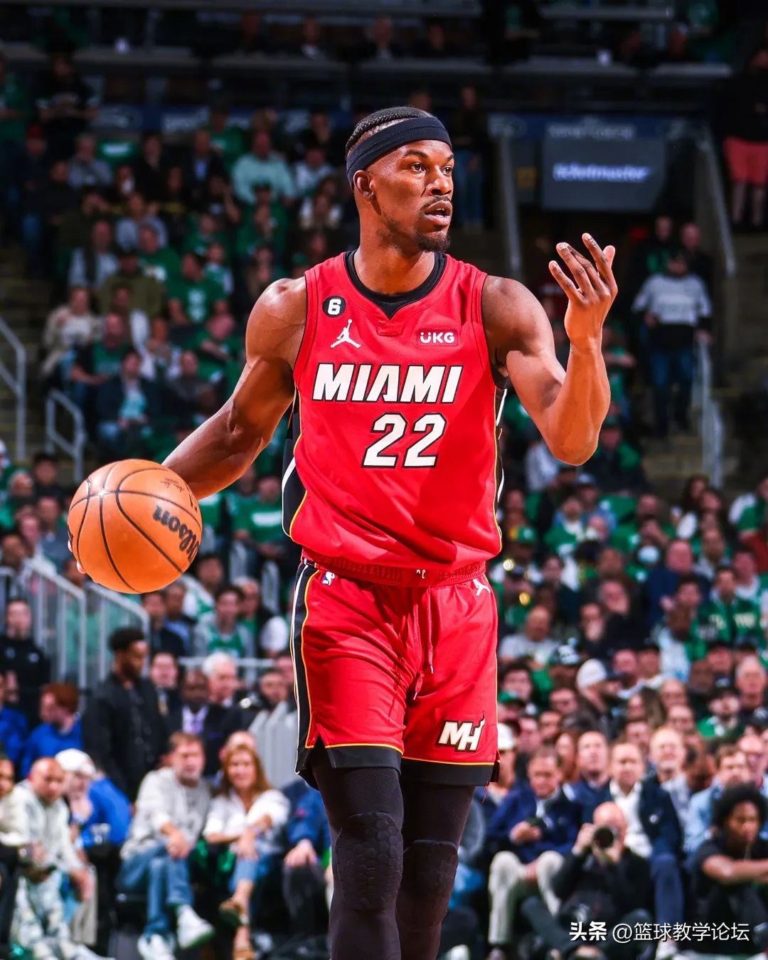 巴特勒关键时刻致命5分杀死比赛,巴特勒上场17分钟怒砍两分