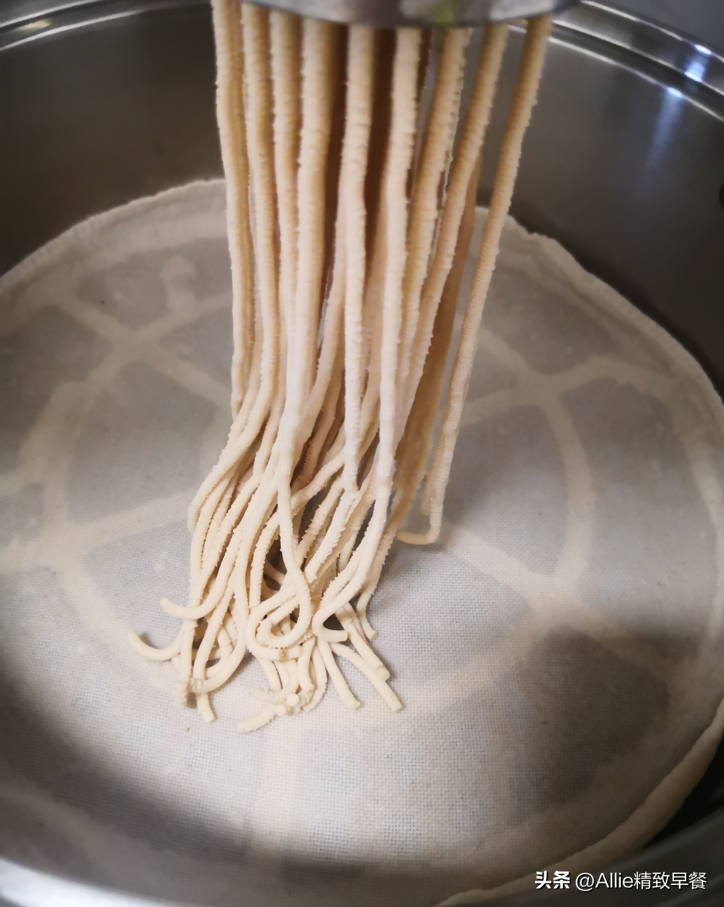 天气太热不想吃大鱼,凉拌莜面详细做法