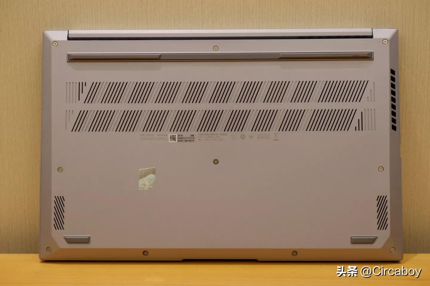 华硕无双电脑后盖拆卸方法,华硕无双电脑新机使用教程