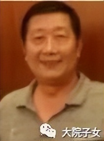 对越自卫反击战高校,向参加过自卫还击的战友们敬礼