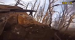 俄军敢死队精彩片段,俄军突击队猛攻乌军阵地