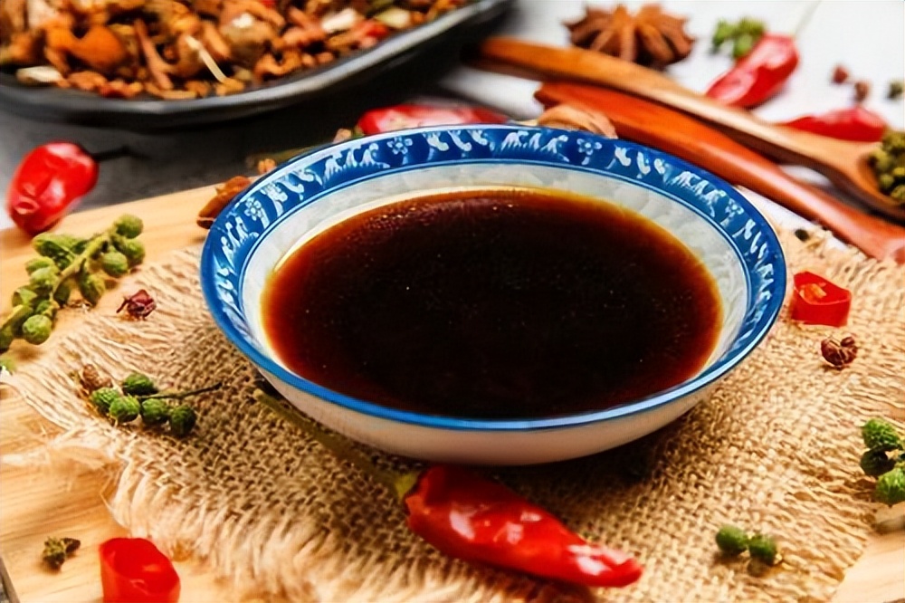 米醋白醋香醋陈醋的区别及用法,米醋白醋陈醋香醋有什么区别