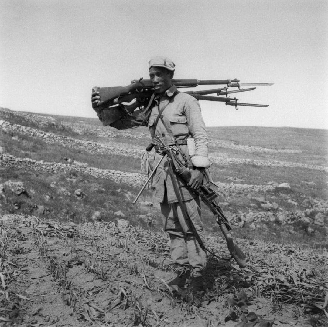 1944年血战柳林坡：曾玉祥孤身杀敌，杀疯了！180名鬼子死伤惨重