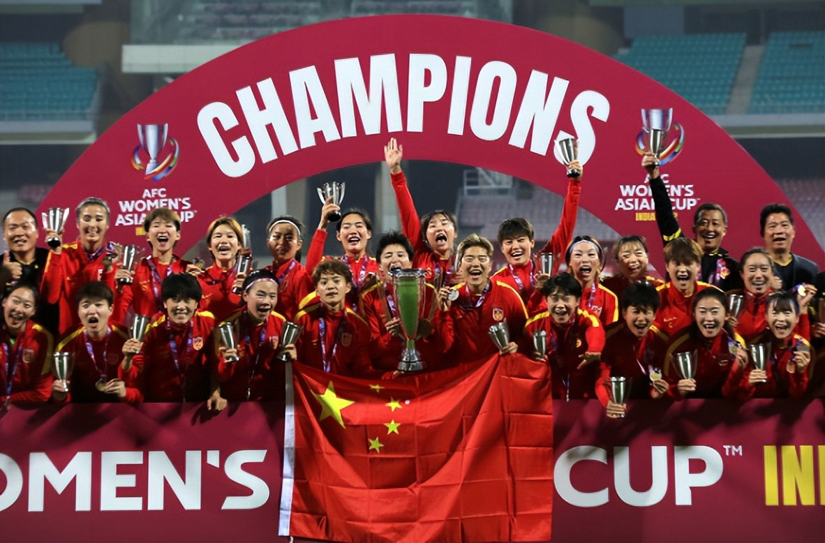 砥砺奋进二十载凝心聚力谋新篇,聚力奋进二十大