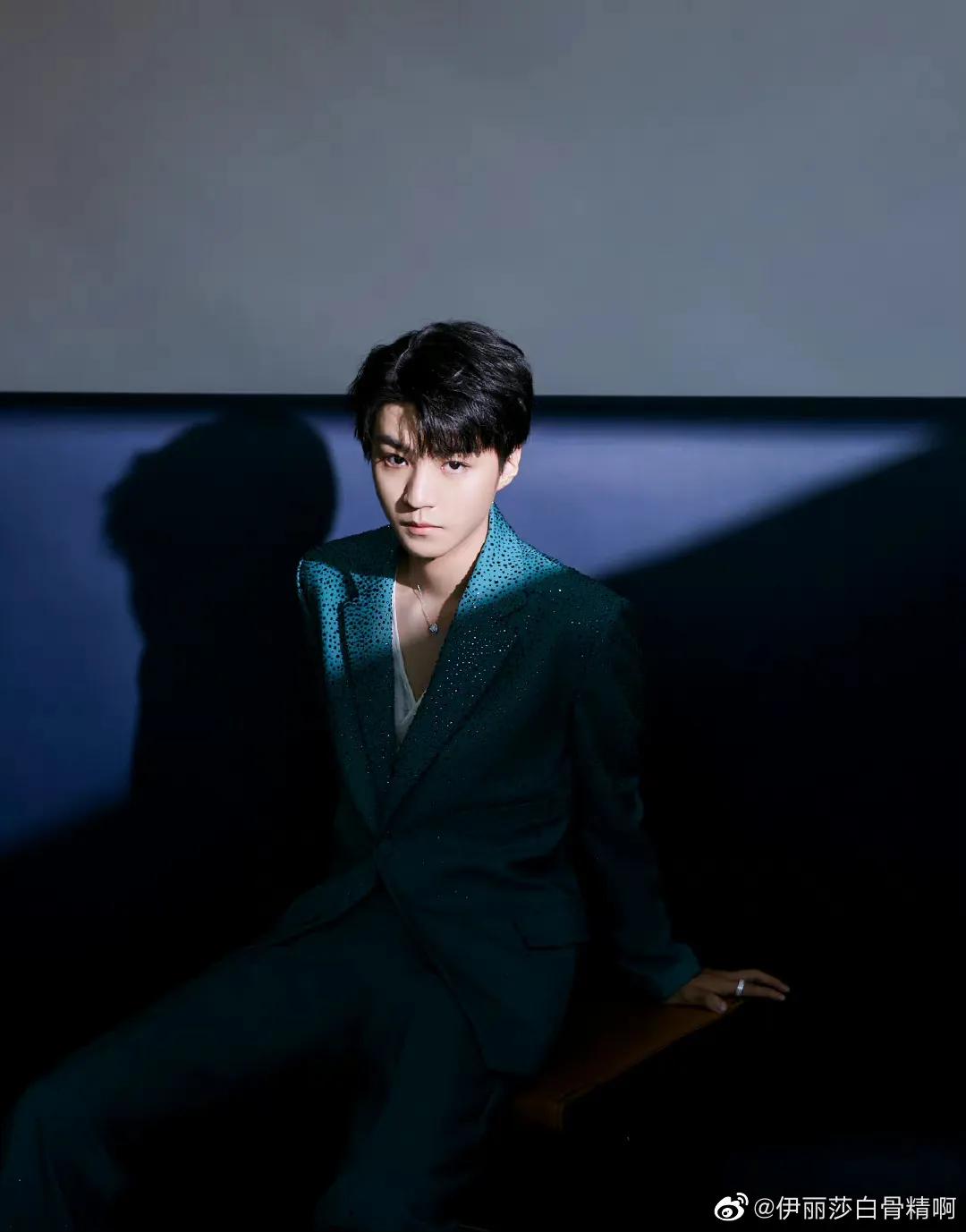 微博电影之夜，王一博朱一龙刘亦菲一骑绝尘张张好看