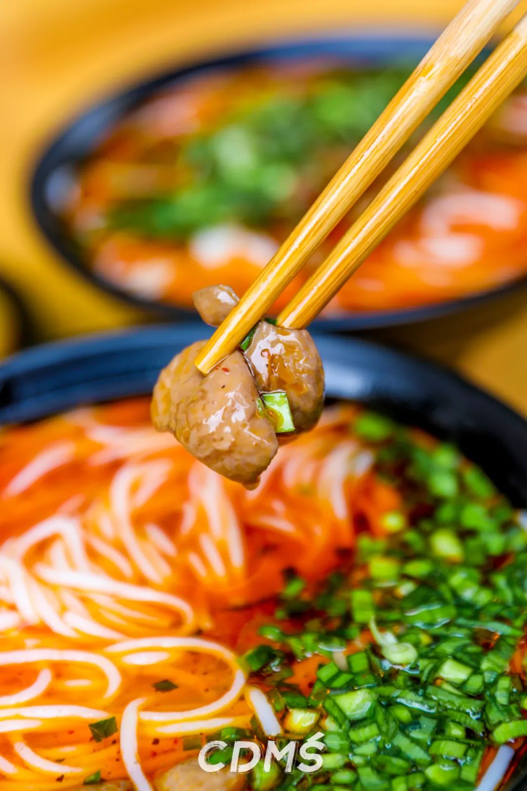 嗦粉成都美食,成都美食嗦粉