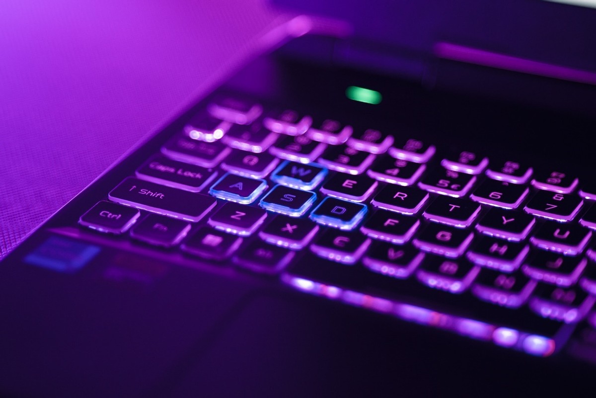 宏碁掠夺者擎neo赛博朋克测评,宏碁掠夺者擎neoi5-13500hx1t