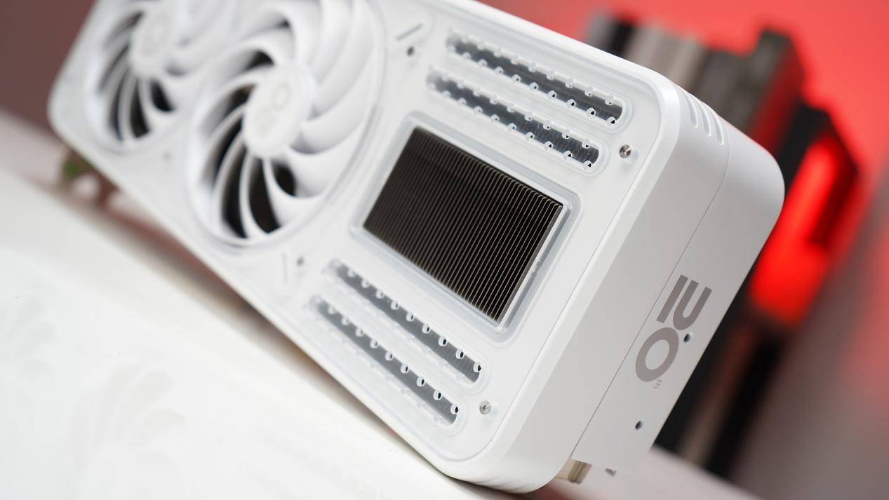 rtx4090显卡影驰,影驰20周年4090碳纤维