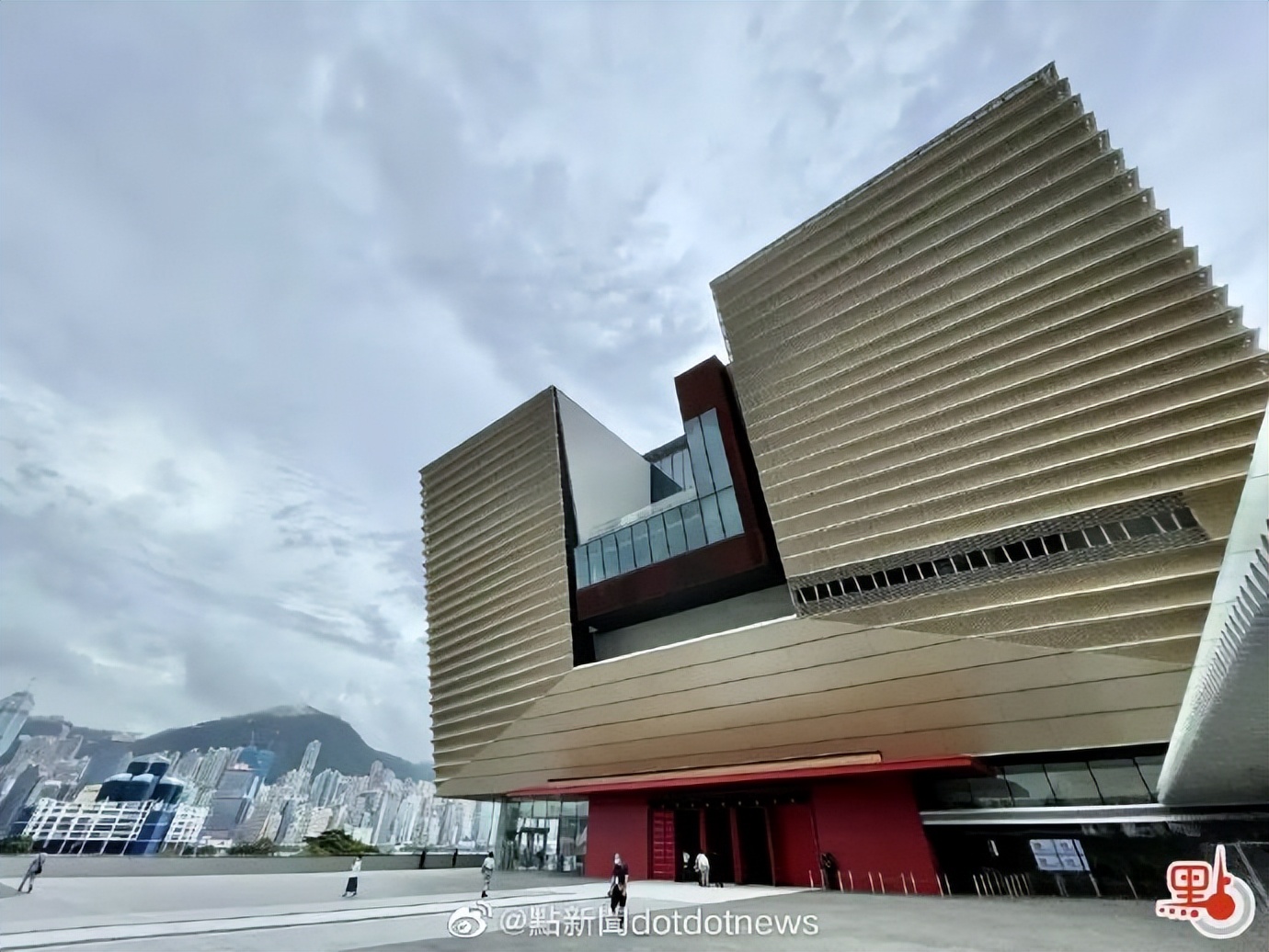 来港通行证怎么办理,一年多次赴港签注要去窗口吗