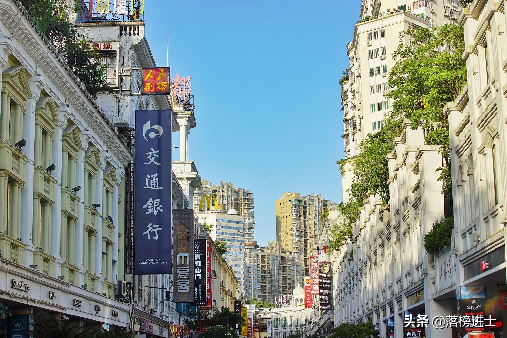 中山路步行街直通大海,直通大海的中山路