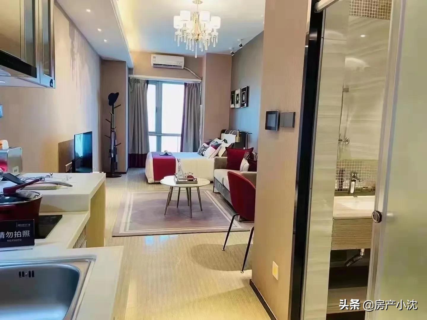 广州万科特价房首付2万,万科特价房135平