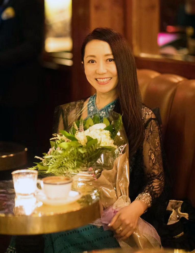 著名歌手程琳现状,第一代歌手程琳