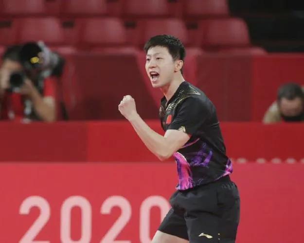 马龙夺冠时张继科和许昕的反应,中国乒乓球马龙和许昕谁强