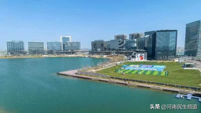 人间四月相约花海,人间四月相约古镇