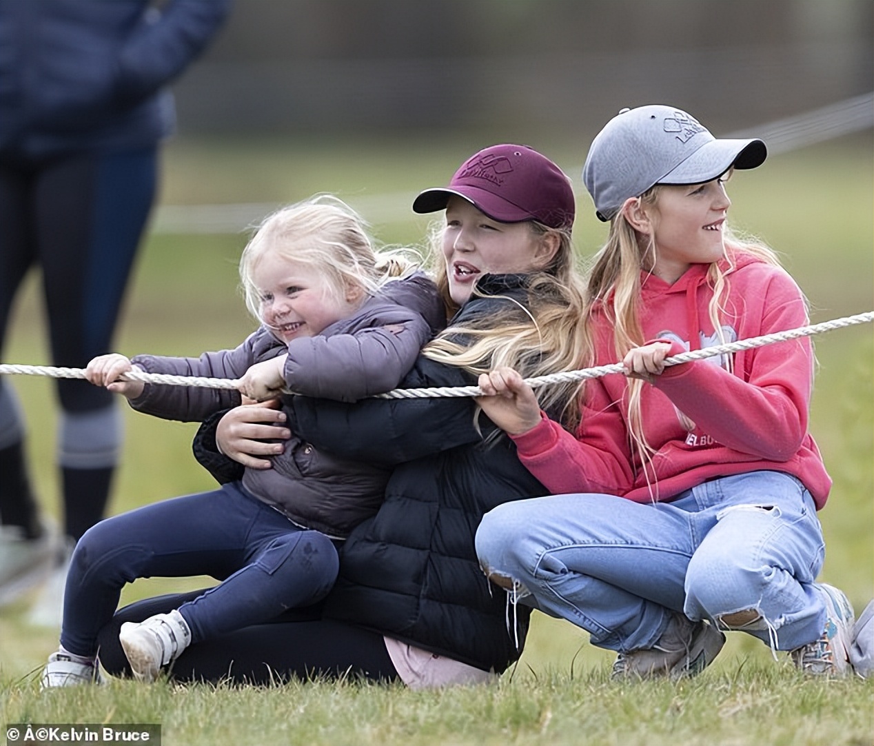 英国女王与乔治六世,英国女王的第八个曾孙