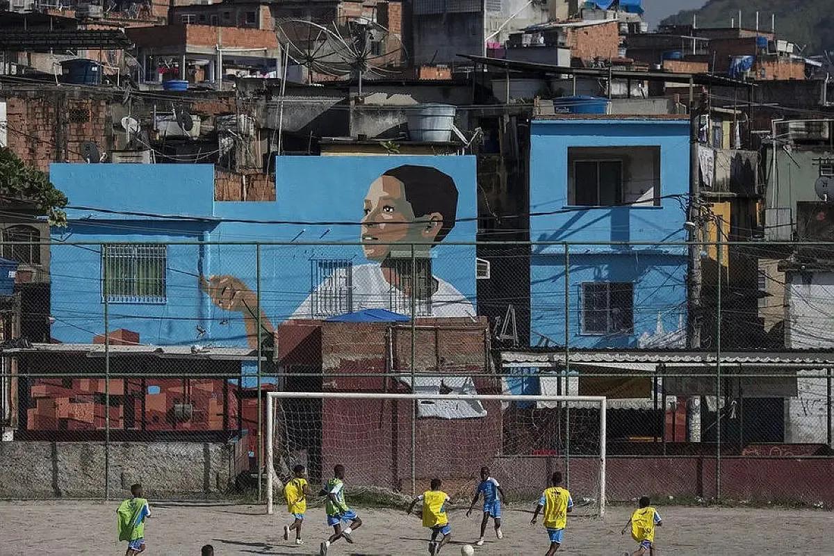 为什么巴西足球是世界第一名,巴西足球为什么强大