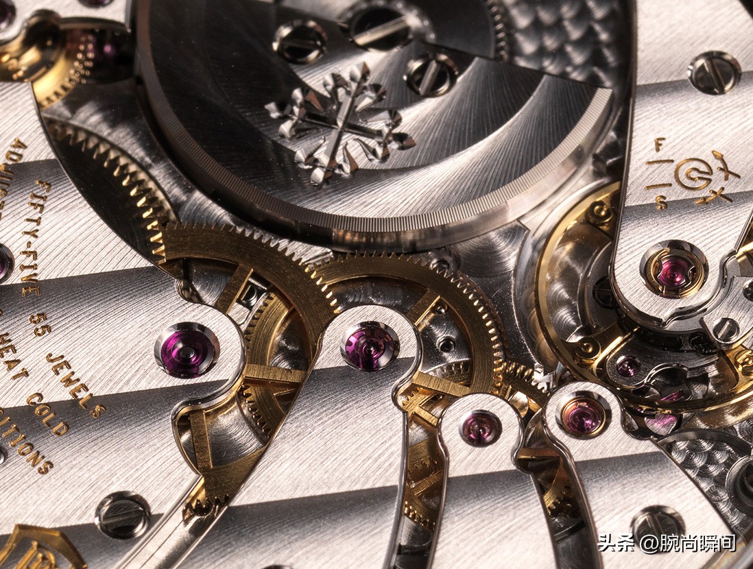 百达翡丽入门级万年历,百达翡丽入门款万年历