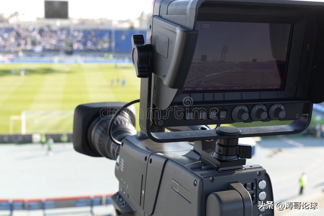 意大利球迷为什么那么热爱足球,中国球迷为何这么多人热爱意大利