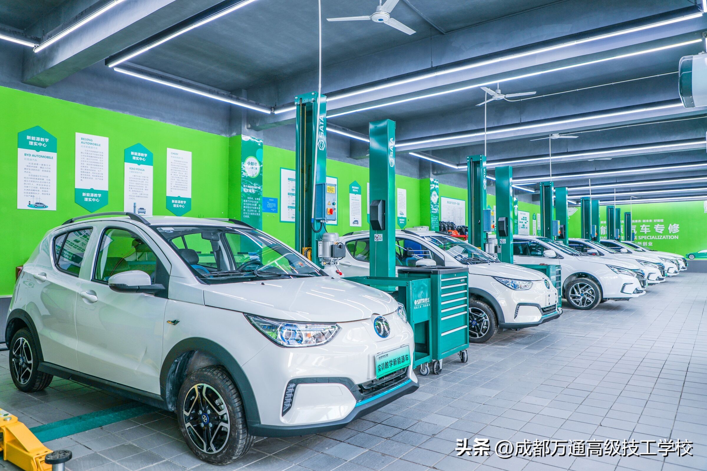 中专毕业学什么技术比较有前途,初中生辍学学什么技术有前途