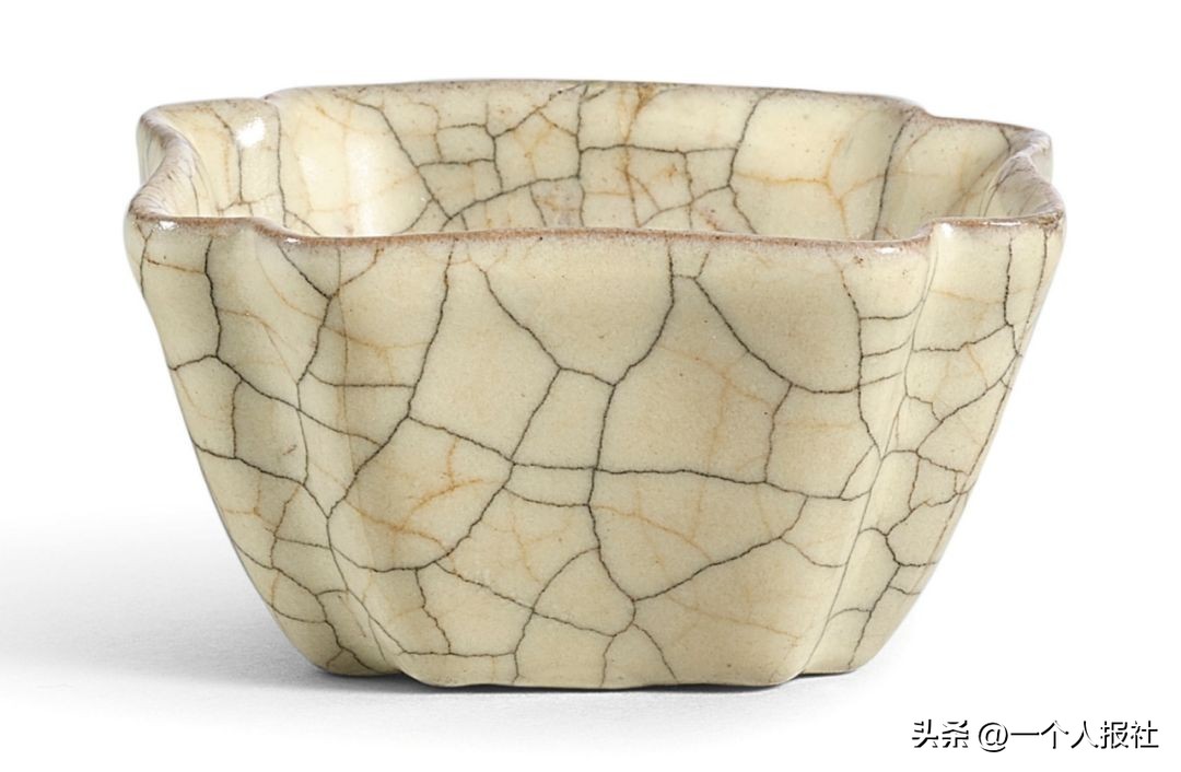 哥窑瓷器拍卖成交价格,哥窑真品最高拍卖纪录