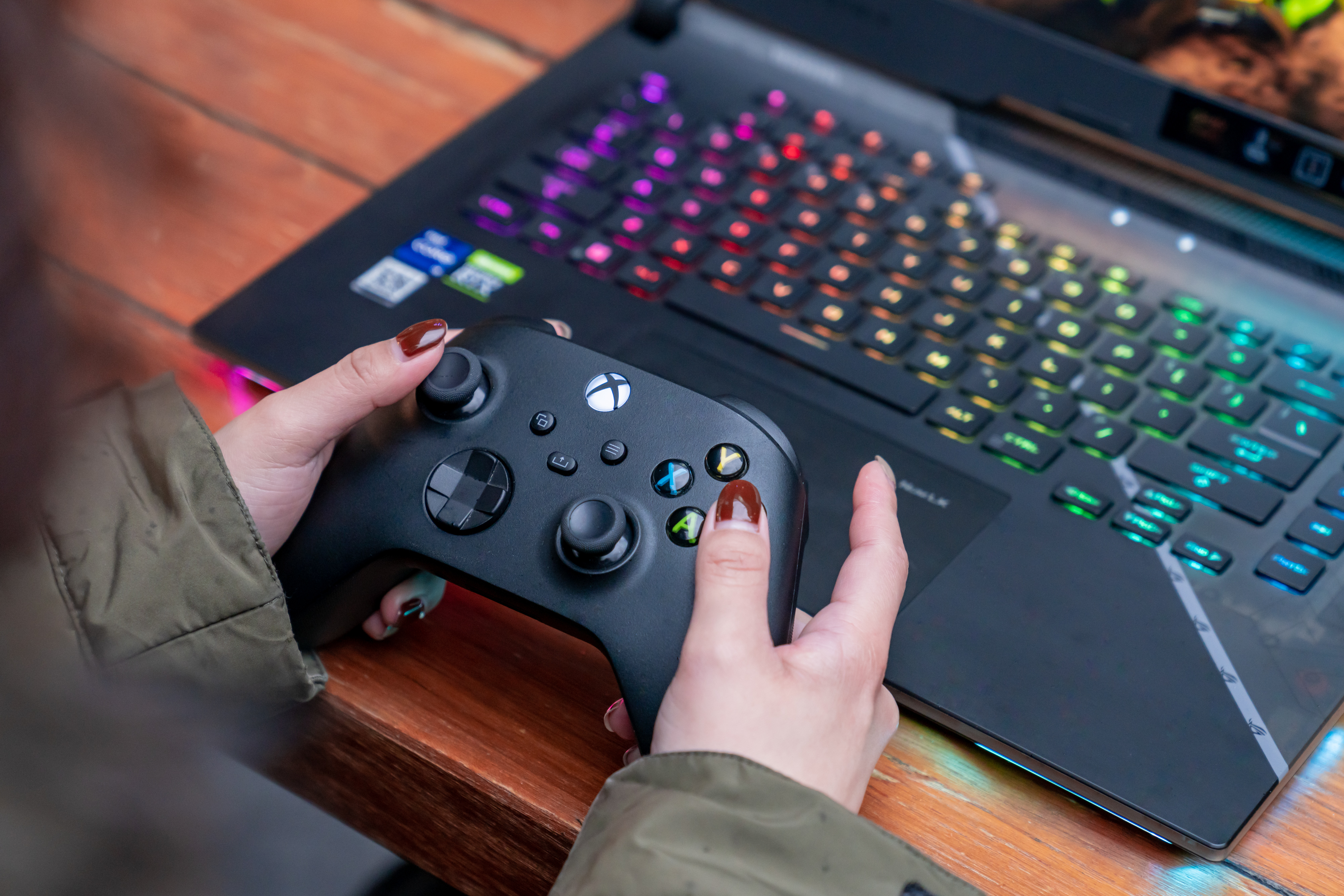 rog枪神6对比y7000p,rog枪神6i912代3070ti