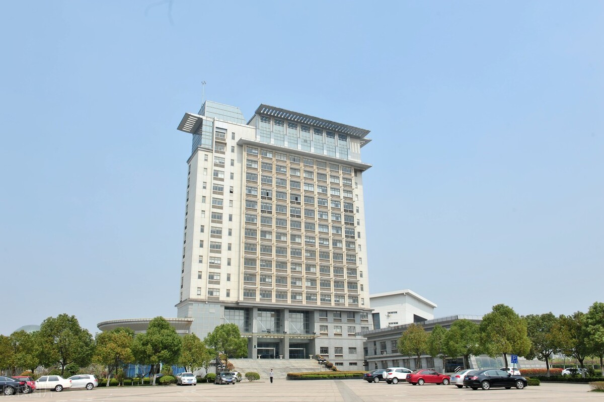 位于江苏省会的南京财经大学，实力到底怎么样