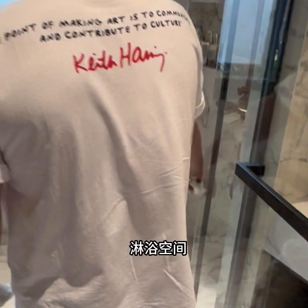 卫生间岩板上的污渍印怎么去掉,橱柜岩板上留下黄色污渍怎么去除