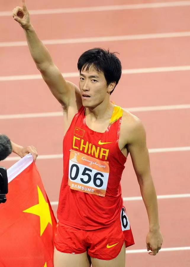 刘翔吴莎二婚照片,刘翔老婆吴莎工作单位