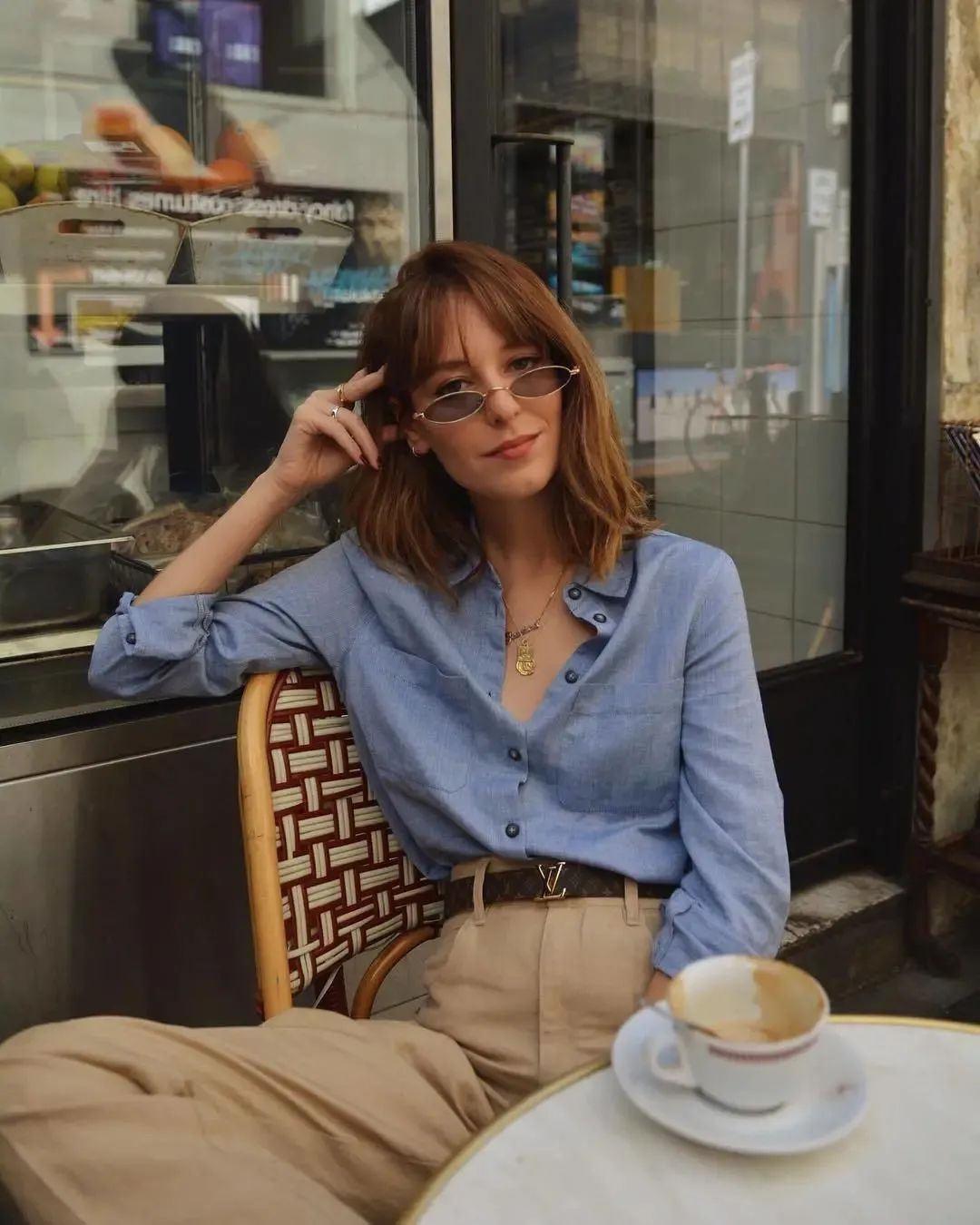 驼色连衣裙搭配的高级穿法,原来都这样穿驼色太年轻洋气了