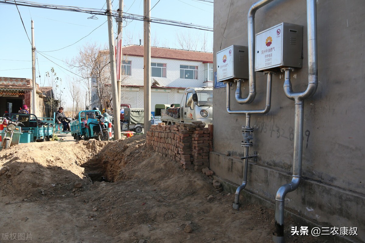 农村烧炕取暖要注意这些,生炉子烧炕取暖