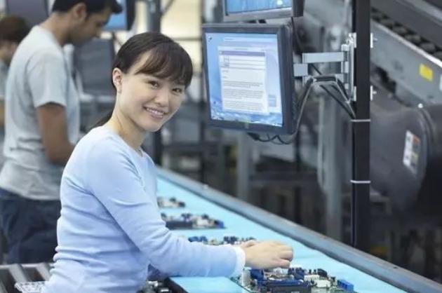 进厂打螺丝两个月瘦了,进厂打螺丝是最无奈的选择吗