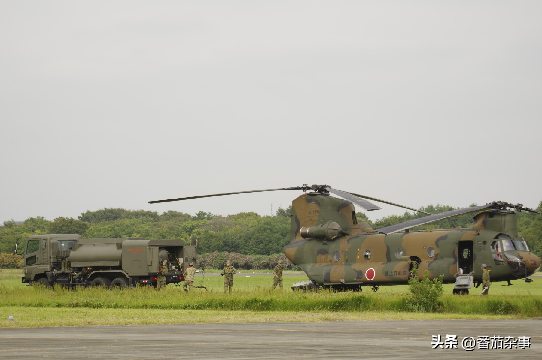 自卫队mh53直升机,日本陆上自卫队ch-47直升机