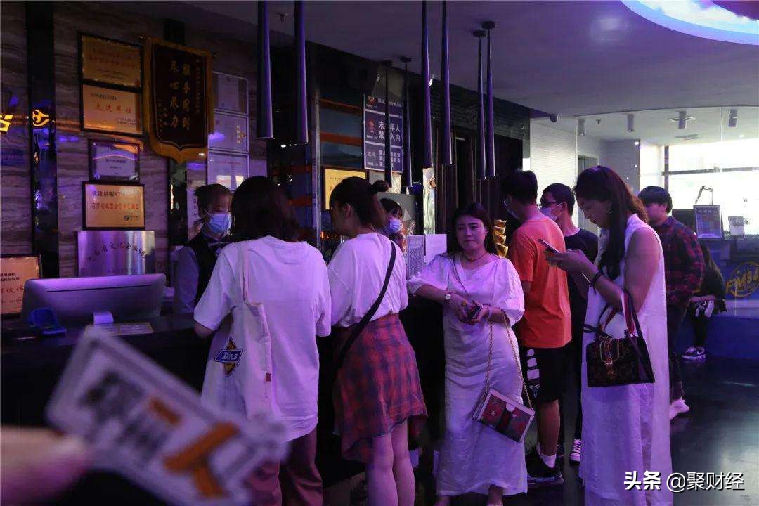 ktv去年倒闭了多少家,ktv倒闭数高达一万多家