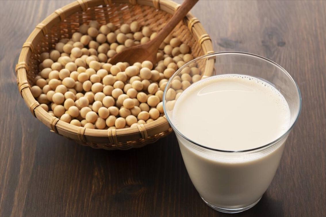 做豆浆的破壁机料理机,破壁机榨汁机豆浆机比较