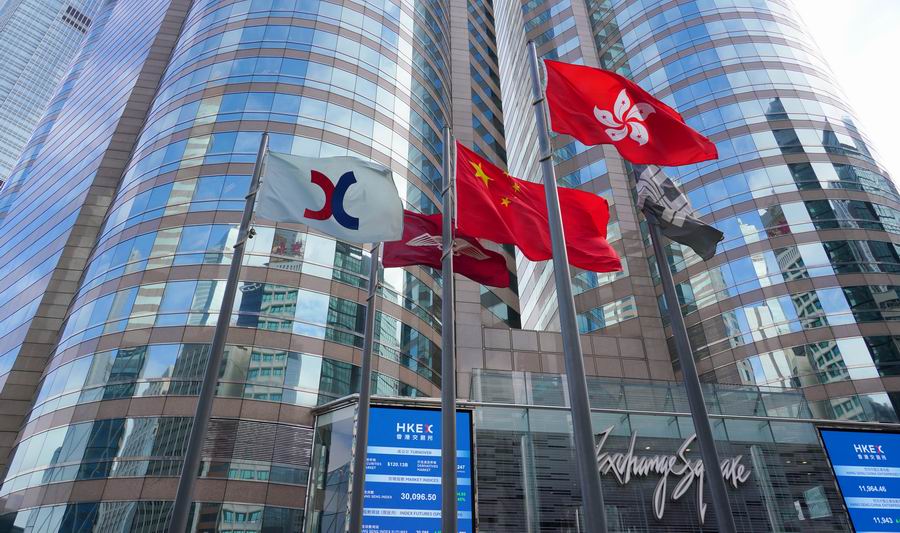 中国发展突破经济学规律?中国致命的货币弱点,竟被香港弥补了?