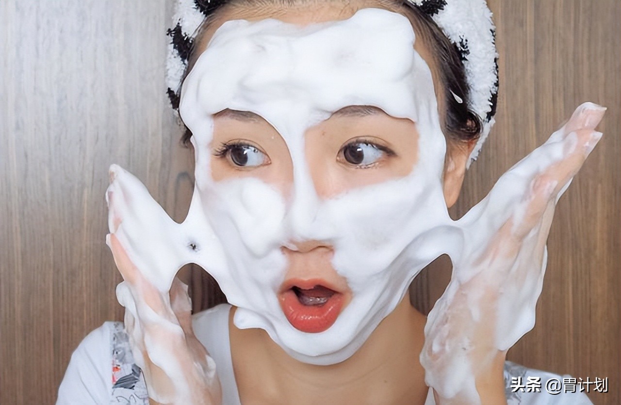 洗面奶推荐不带货,洗面奶不紧绷推荐平价品牌