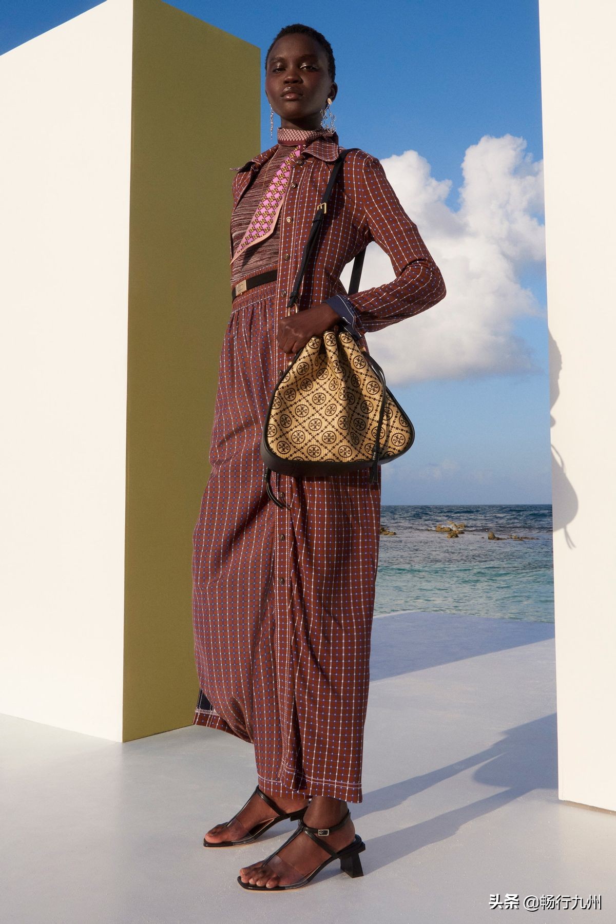 toryburch2022春夏连衣裙,2019toryburch春装