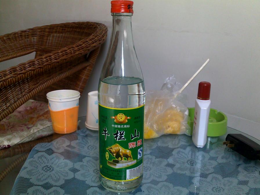 牛栏山酒精酒为什么卖得很好,年销过百亿的白酒