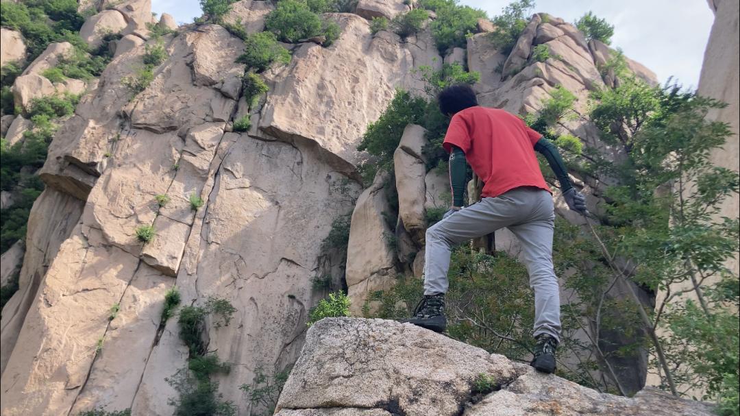 徒步和攀岩,徒步加攀岩带你寻找生命的真谛