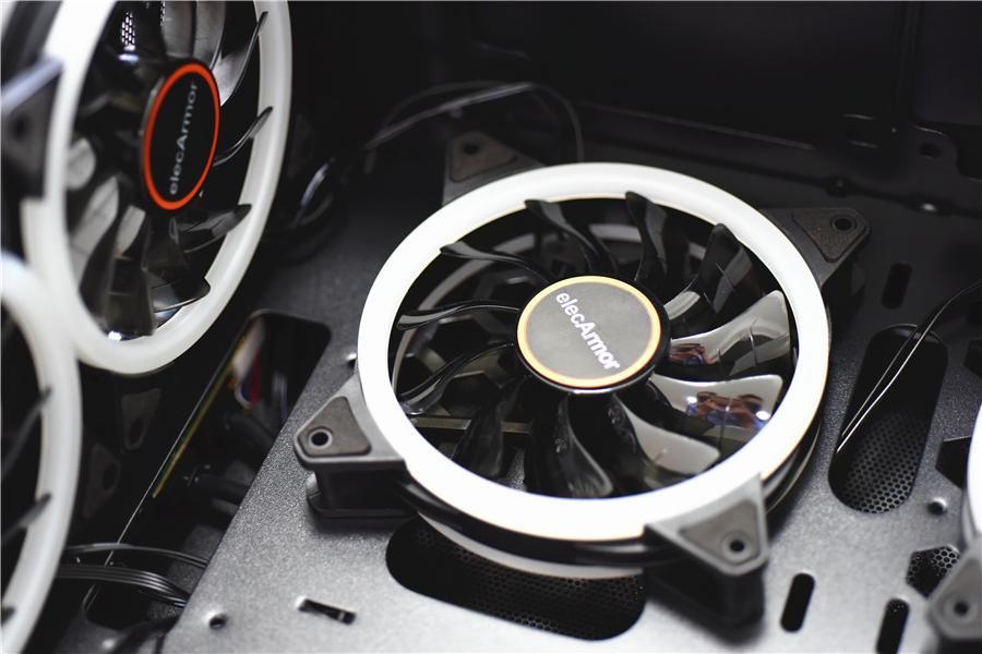 cpu散热器选风冷好还是水冷好,Cpu散热器风冷和水冷哪个好