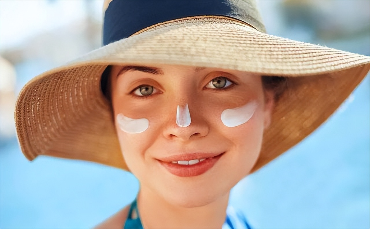 喝牛奶能美白几天见效,喝牛奶美白的简单方法