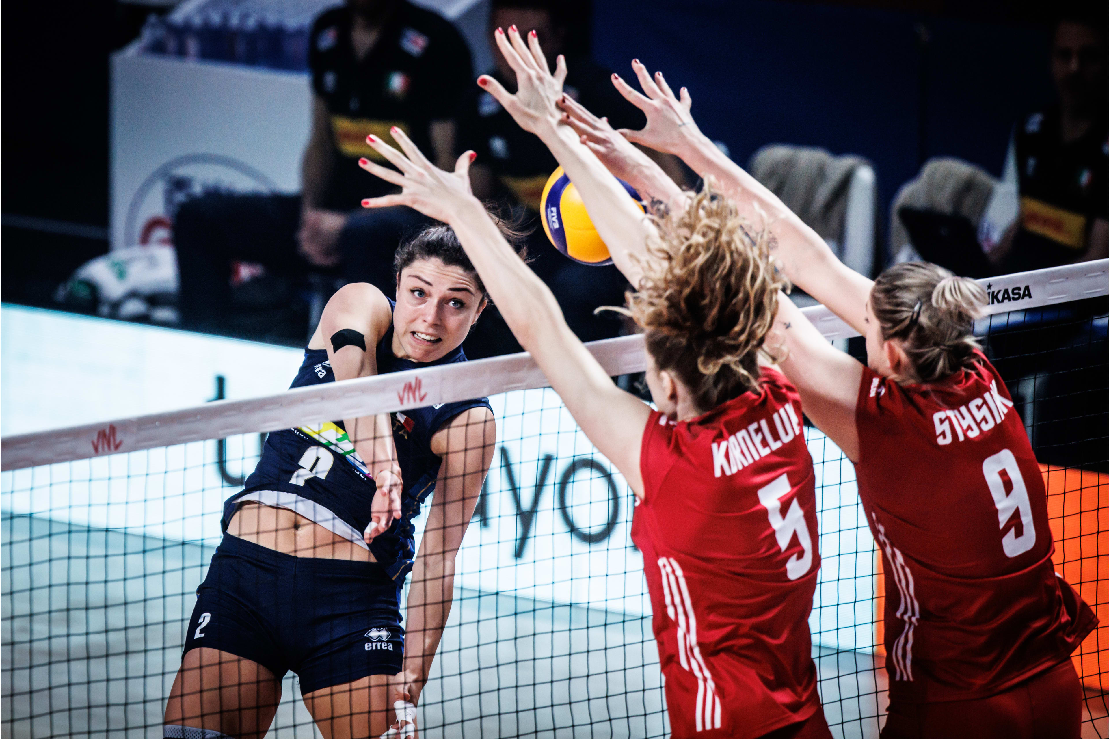 中国女排香港站对阵意大利女排,中国女排香港站赛程表